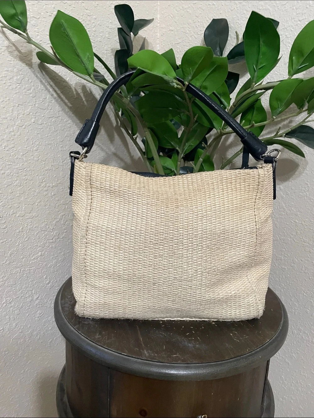 Kate Spade Cream Woven Srtaw bag with Top-Handle Bag with Black Trim